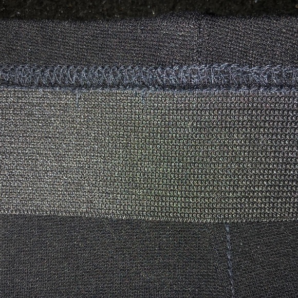 Chicos Rayon Blend Heavy Knit Pull on Straight Leg Black Pants Size 00 Regular - Picture 9 of 9